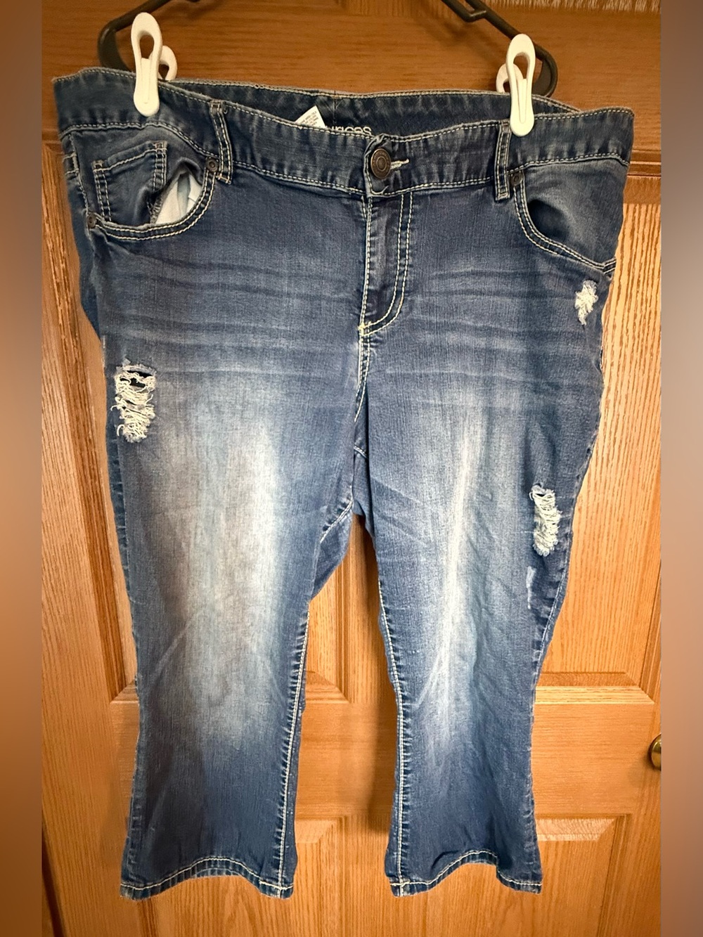 Maurices Medium Blue Distressed Jeans Capri